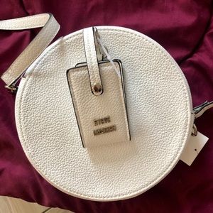 Steve Madden- Beteenie-White leather canteen w/tag